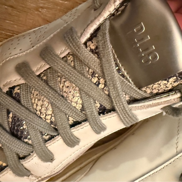 P448 John W-White Leather Python Women's Sneakers White Gray Snakeskin Detail 39 - Picture 4 of 9
